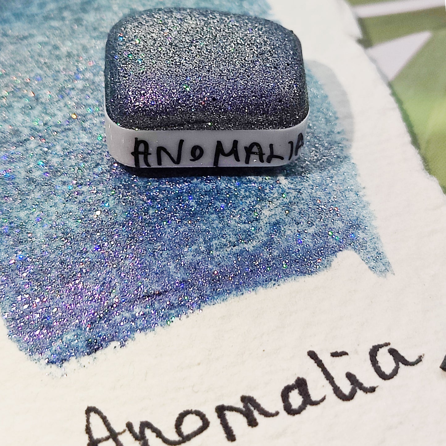 ANOMALIA HOLO